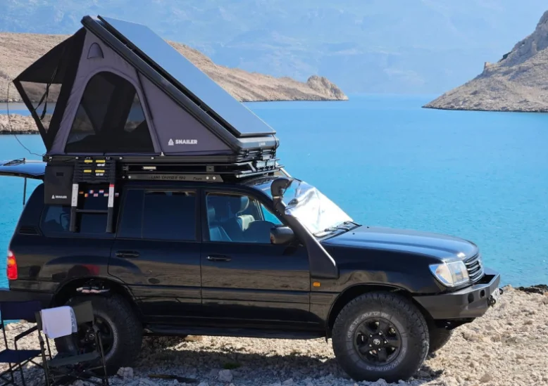 Snailer Alduo tetosator Toyota Land Cruiser jarmuvon - vasarloi foto innen: Ausztria